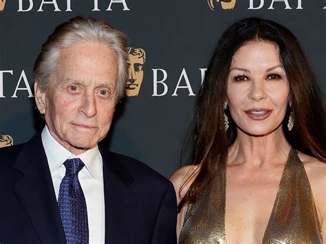 Catherine Zeta Jones, Los Novios De América