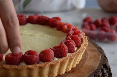 This Weekend, Learn How To Make A Luscious Raspberry Tart | Grazia India