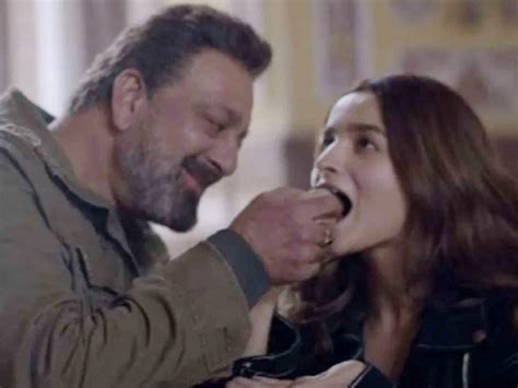 Sanjay Dutt on Ranbir Kapoor and Alia Bhatt's marriage, says 'Make kids ...