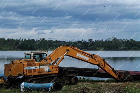 Dredging Big Machine 的图像结果
