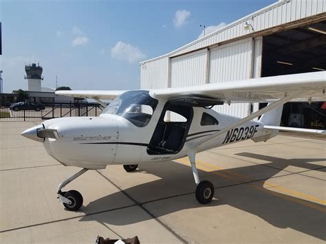 CESSNA 162 SKYCATCHER-N6039F-3 – Brazos Valley Flight Services