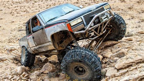 3-Link vs 4-Link Suspension Explained | Low Offset