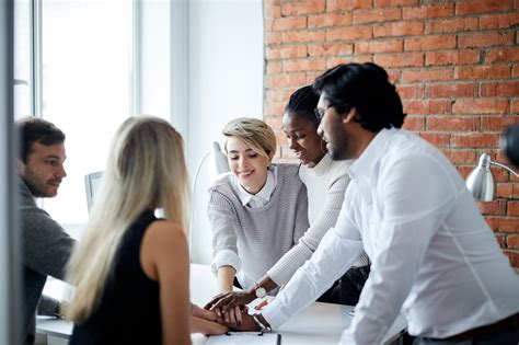 Employee Relationship Management 的图像结果