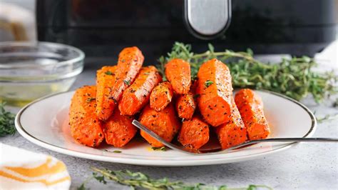 Air Fryer Roasted Carrots - Marathons & Motivation
