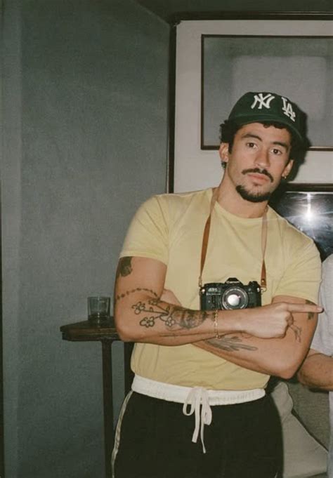 Bad Bunny | Fotos de bad bunny, Imagenes de bad bunny, Frases de reggaeton