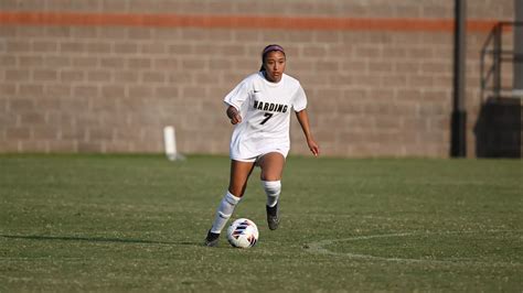 Natalie Gomez - Women's Soccer - Harding University Athletics