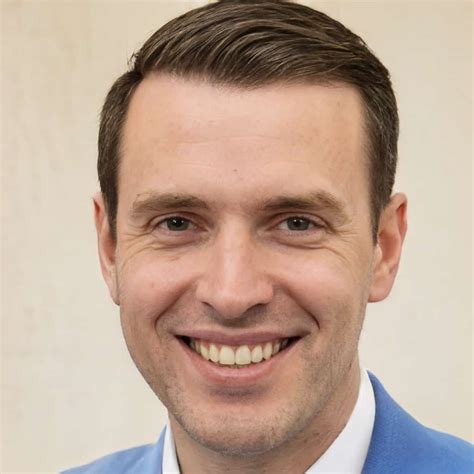 7 Best Tricep Bar Exercises For Strength And Mass – FitDominium