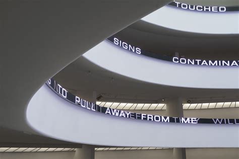 Jenny Holzer: Line Light | Guggenheim Museum — Musée Magazine