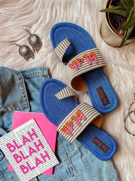 Blah Blah cheeky flats – pairpatola