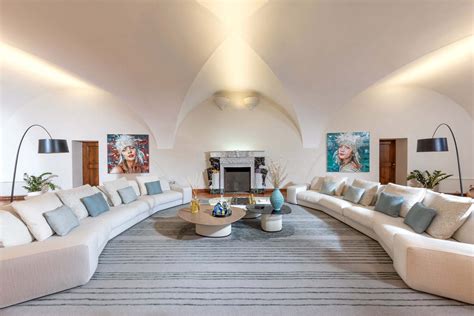 Capri Villa on Spectacular Clifftop, Amalfi Coast, Italy– Icon Private ...