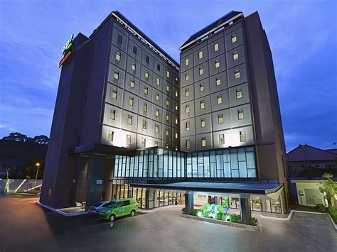 POP! Hotel Timoho Parking: Pictures & Reviews - Tripadvisor