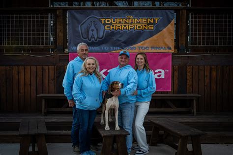 UKC Coonhounds - 8/30/19 Tonight at Autumn Oaks, UKC's Allen Gingerich ...