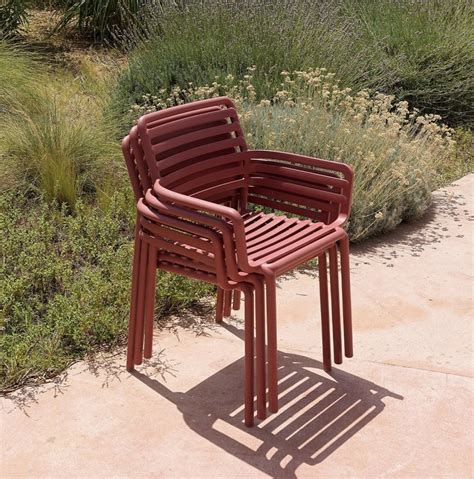 How to Style Your Outdoor Space with Plastic Chairs: Tips and ...