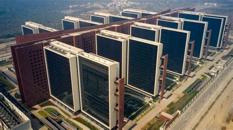 Large Office Building 的图像结果