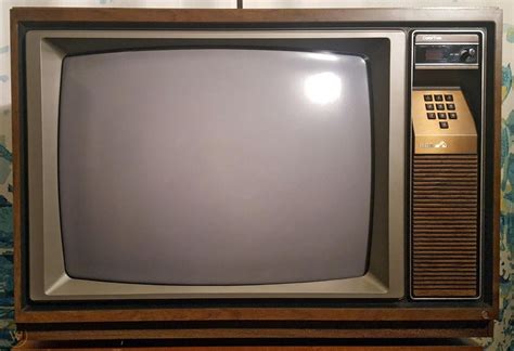 RCA COLORTRAK VINTAGE TELEVISION SET 1979 HUGE 25" COLOR TV TABLE FLOOR ...