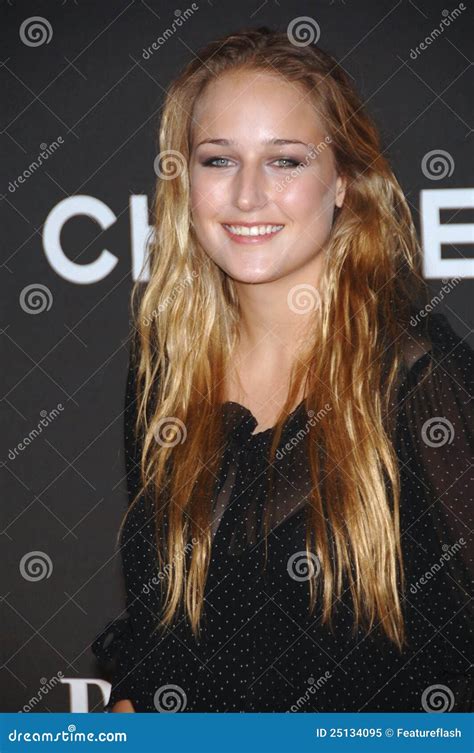 Leelee Sobieski editorial image. Image of smith, gala - 25134095