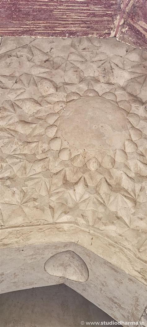 The Tomb of JODHA BAI or Mariam-uz-Zamani or Mariam's tomb,Agra ...