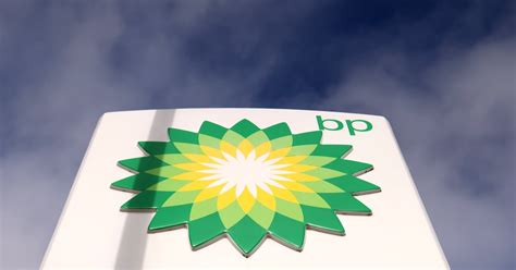 European shares advance despite data showing contraction of euro area ...