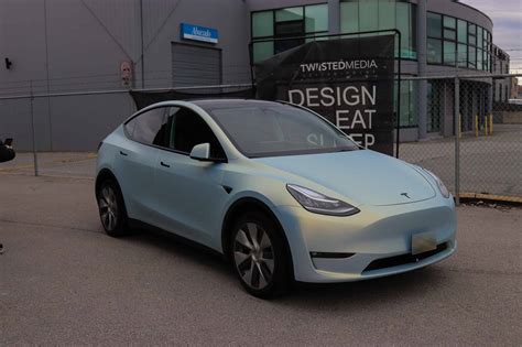 Tesla wrap Model Y Space Candy Blue Gold | Twiisted Wrap