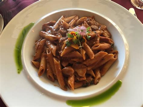 https://dynamic-media-cdn.tripadvisor.com/media/photo-o/0a/a8/d8/2e/penne-meat-pasta.jpg?h=-1&s=1&w=1200