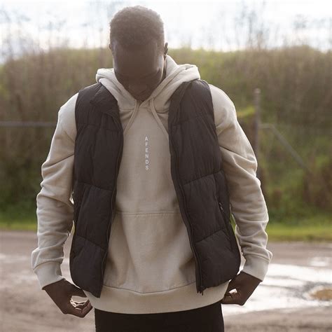 Pin by Arya Khentus on M | Winter outfits men, Spring outfits men, Mens ...