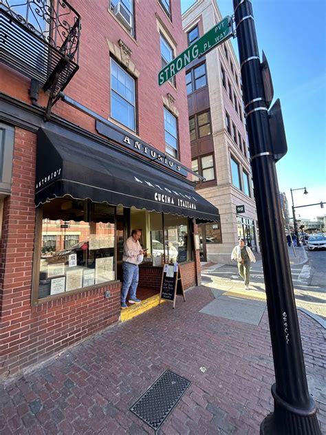 15 Best Beacon Hill Restaurants To Try (Best Kept Secret!) - Stay New ...