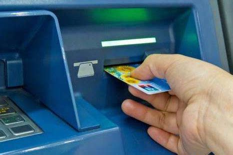 一键查询自己的身份证办了多少张银行卡？防止“被”贷款！_哔哩哔哩_bilibili
