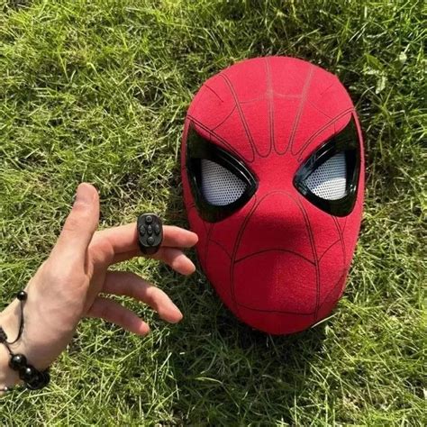 SpiderVision Luxe Mask: Spider-Man Mask with Moving Eyes