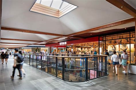 Local Retail Shops 的图像结果