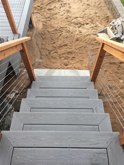 Veranda Decking Designs With Stairs