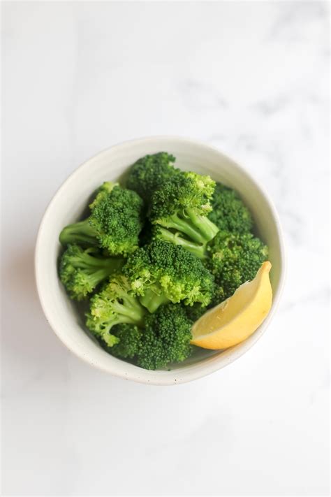 How To Boil Broccoli: A 5 Minute Step-By-Step Guide - PinkWhen