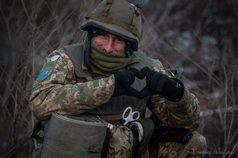 俄罗斯与乌克兰的军事战争，谁对谁错呢？|领土|乌克兰|俄罗斯_新浪新闻