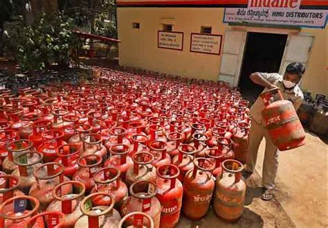 LPG price rising, but gas cylinder booking becomes easier; customers ...
