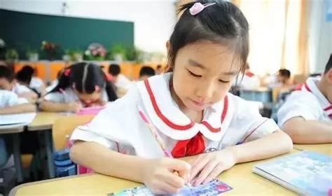 走进中国最偏远的中小学校 拼多多“为你读书”公益行动抵达疆藏_国内新闻_国内国际_新闻频道_福州新闻网