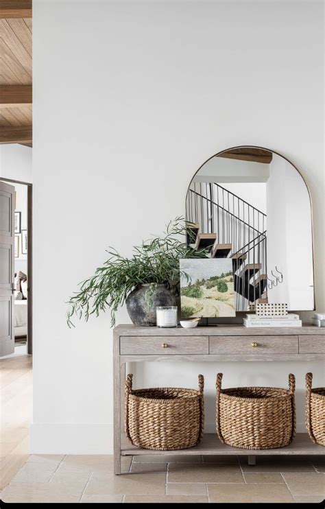 18 Transitional Home Entryway Decor Ideas » Lady Decluttered