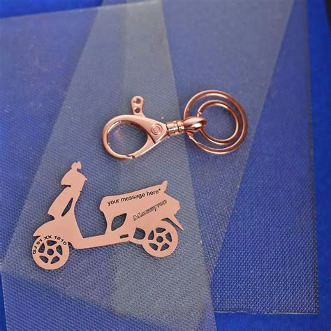 Hero Maestro Keychain | Stylish Scooter Gift for Daily Riders – Ampkrafts