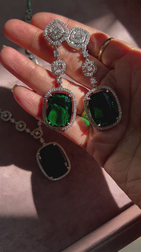 Ad Green Drop Necklace Set – Vastrasuka