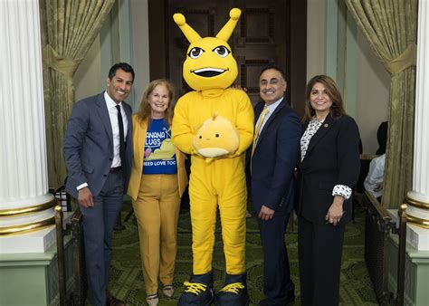 UC Santa Cruz Mascot Sammy the Banana Slug Visits the Assembly Floor ...