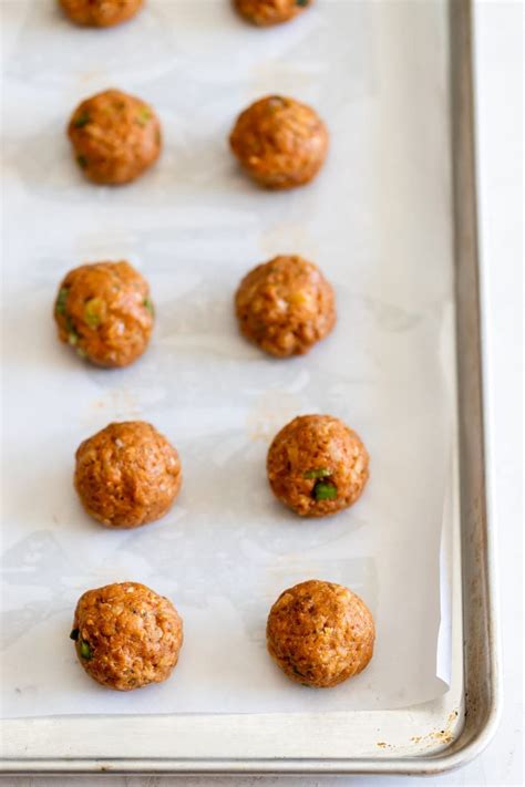 10-Minute Healthy Turkey Meatballs (No Breadcrumbs!) - A Sassy Spoon