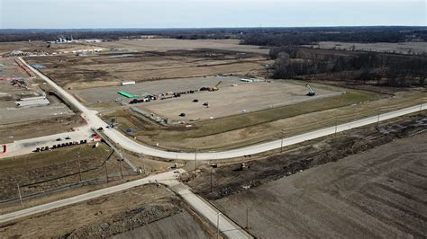 Intel prompts AEP to eye new transmission lines in Licking County.