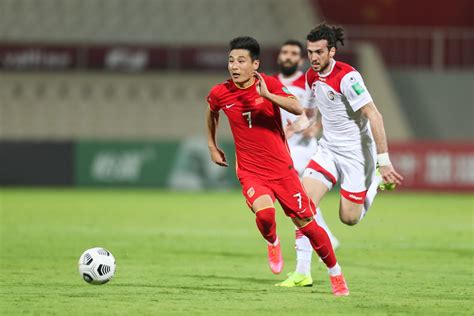 中国男足3-1叙利亚 顺利挺进世预赛12强