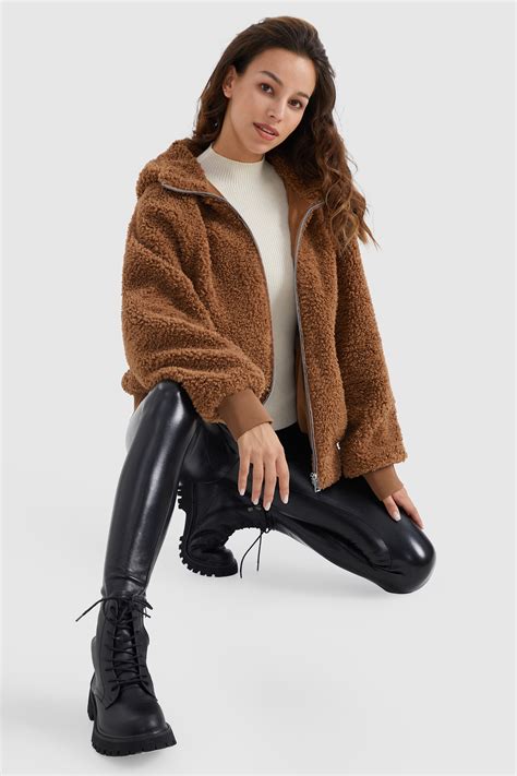 Orolay Women's Full-Zip Oversized Sherpa Fleece Jacket