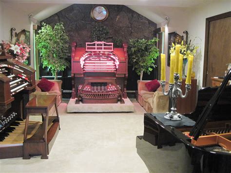 Allen Organ Company e-notes