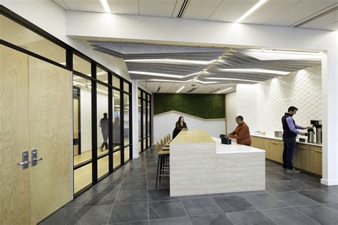 Collins Aerospace - Lenexa Center of Excellence - Workplace Architecture + Design