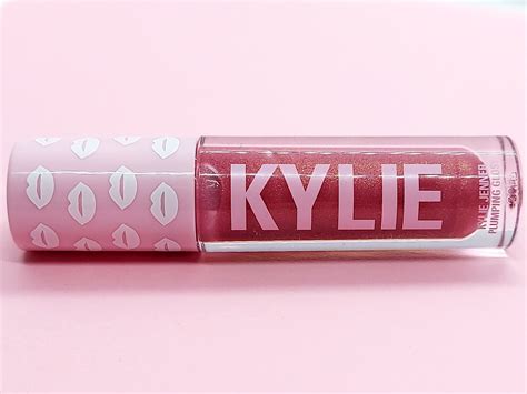 KYLIE COSMETICS PLUMPING LIP GLOSS // REVIEW