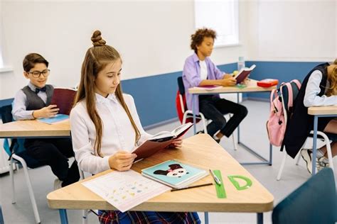 Latihan Soal Ujian Sekolah Geografi Kelas 12: Persiapan dan Strategi Sukses