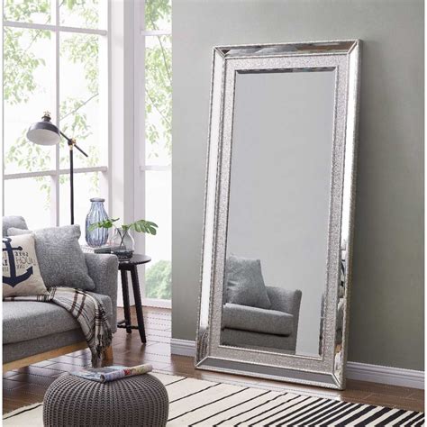 20 Photos Maximizing Space and Style with Extra-large Wall Mirrors
