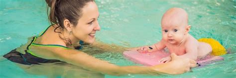 Baby Girl Swimming 的图像结果