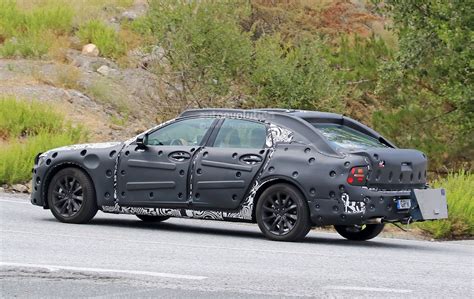Spyshots: 2017 Volvo S90 T8 Plug-In Hybrid Prototype - autoevolution