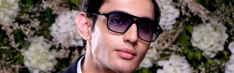 Branded Sunglasses Under ₹10,000 – Shop Stylish Shades